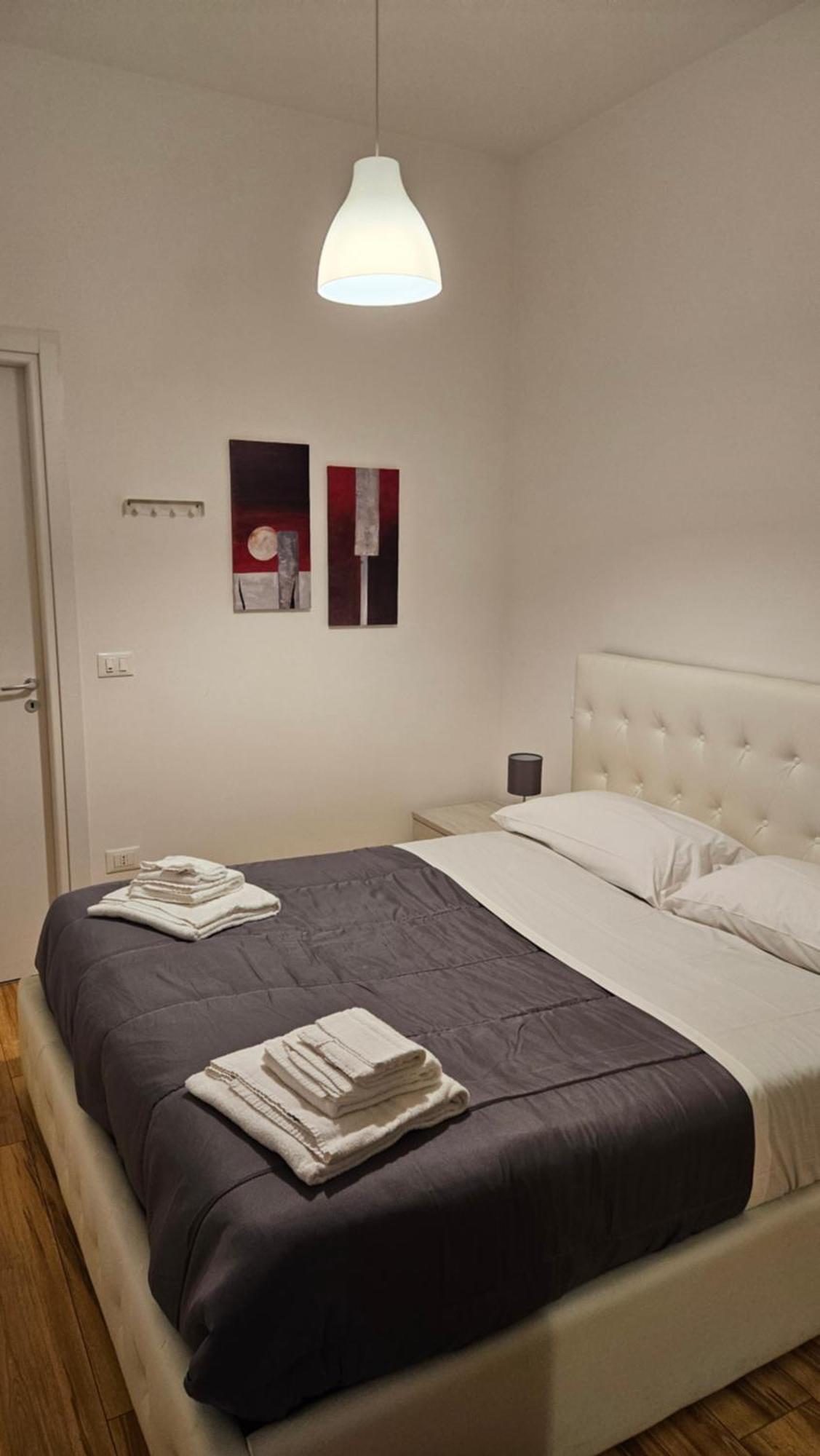 Residenza Ugo Bassi Apartamento Bolonha Exterior foto