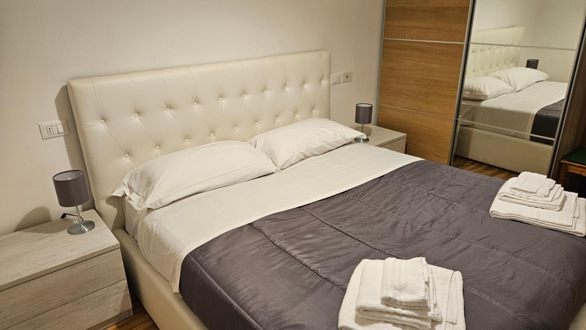 Residenza Ugo Bassi Apartamento Bolonha Exterior foto